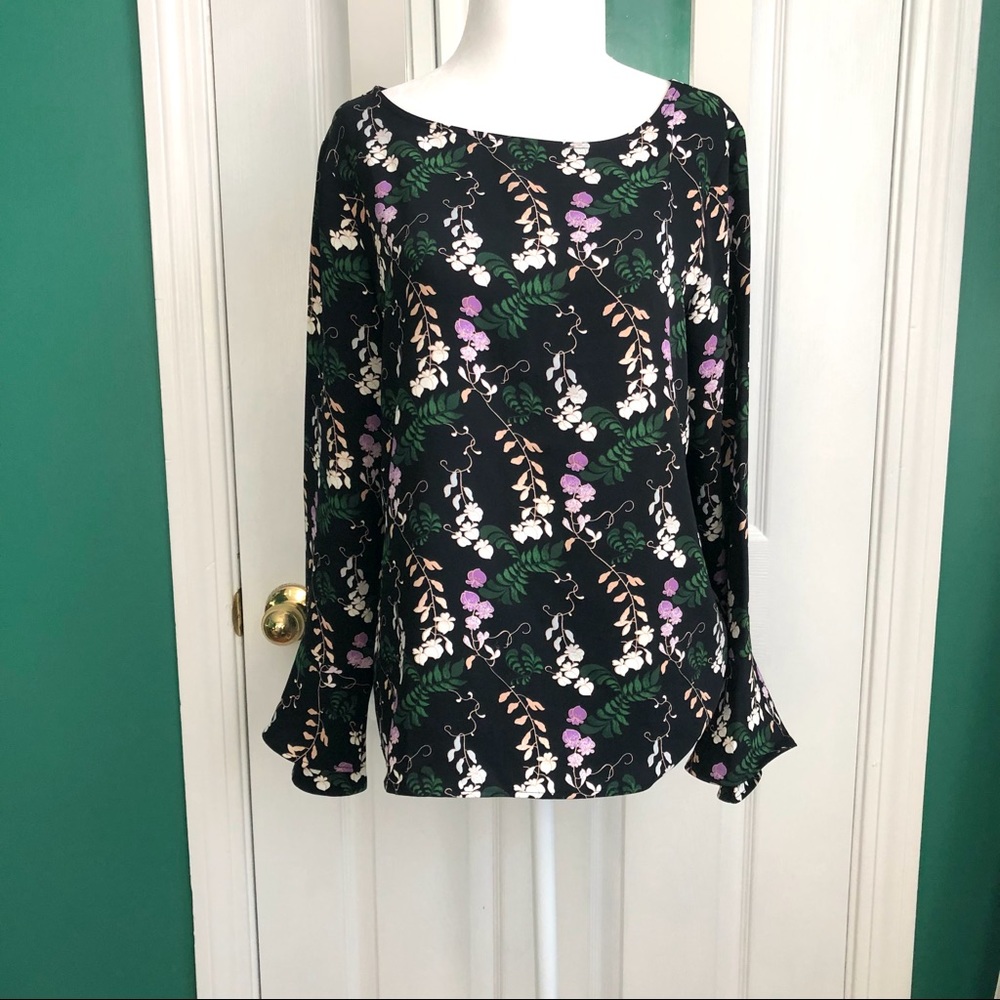 Ann Taylor black floral bell sleeve top small